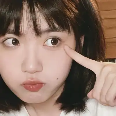 何芷晴